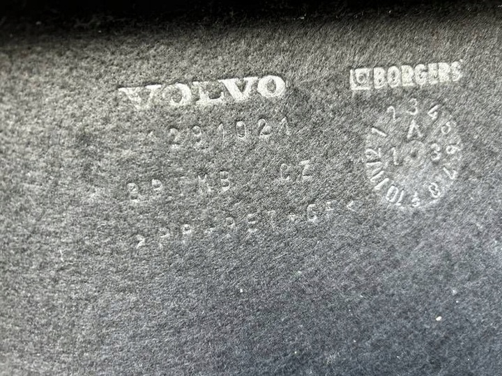 фото №13, Volvo v40 2 15r хэтчбек полка багажника чёрная 31291021 drobna skaza фото