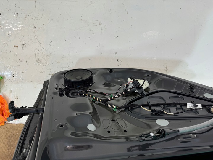 фото №6, Дверь левый зад vw passat b8 sedan lb7r комплектные w цвет !