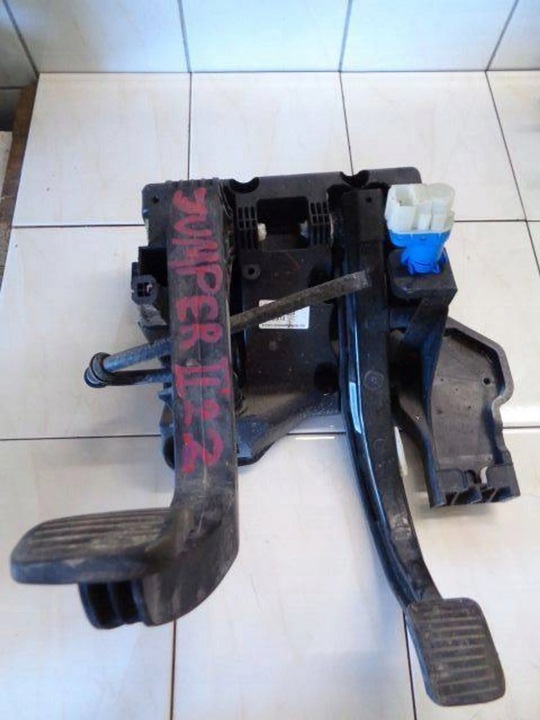 фото №1, Citroen jumper ii 13 рестайлинг 2.2 hdi педаль тормоза сцепления