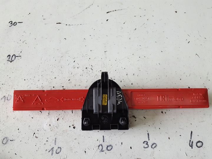 фото №1, Audi a8 d4 4h 09-13r трикутник попереджувальний тримач