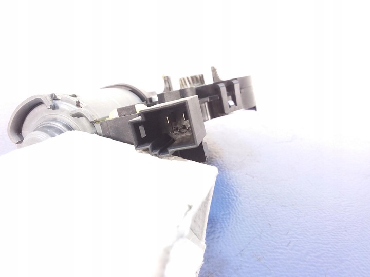 фото №5, Cla w117 w222 моторчик люк 0390200123