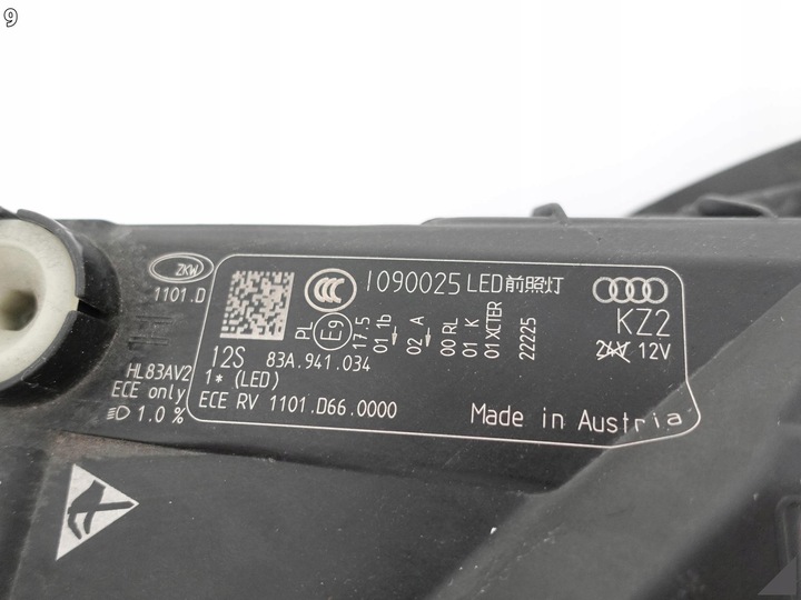 фото №10, Audi q3 ii 2 f3 83a 18- лампа полный led правая eu