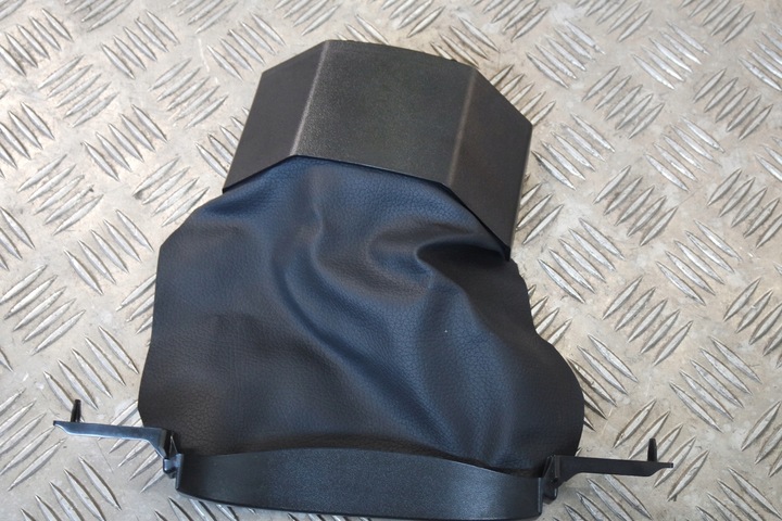 фото №1, Mercedes w447 пластик захист a4476801407