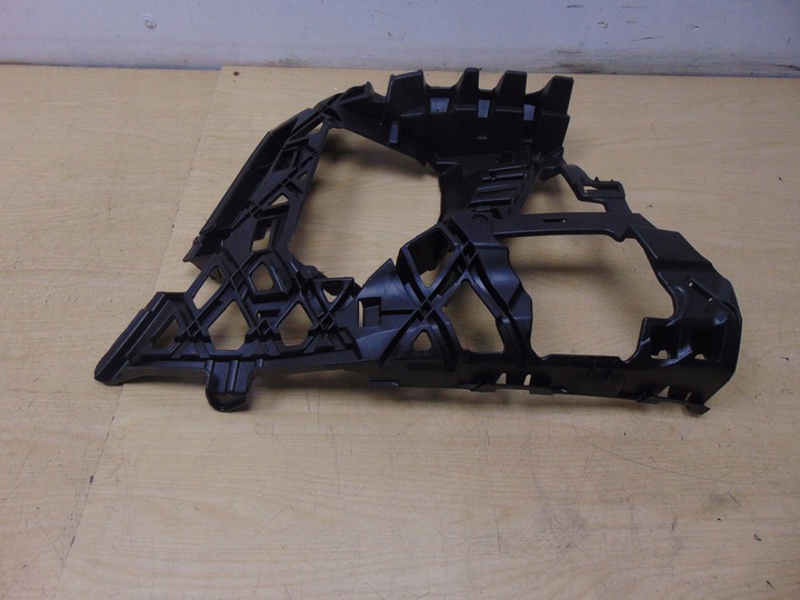 фото №10, Volkswagen оригинальный номер 5g0807723a держатель, бампер