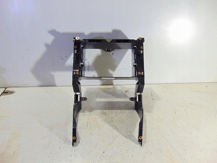 фото №1, Рамка каркас радіо mercedes w211 a2116800134