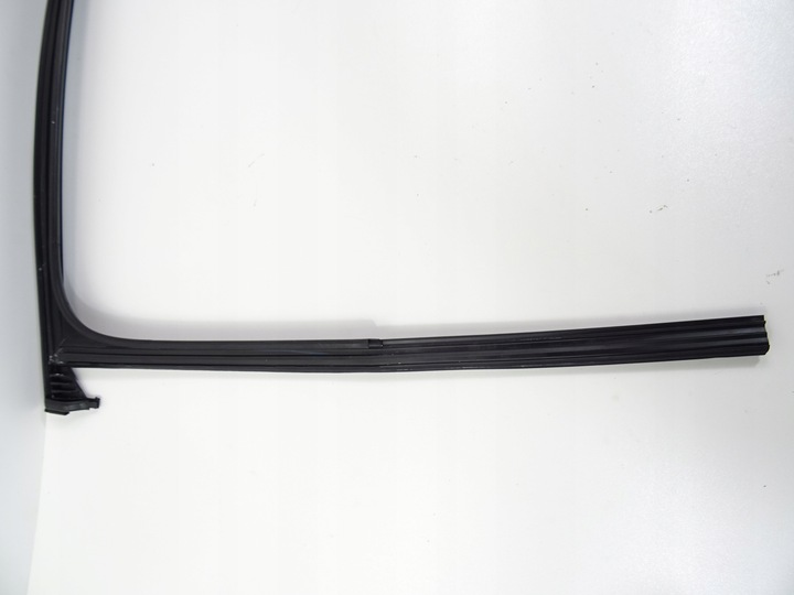 фото №7, Audi q3 83a прокладка двері зад права 83f839432