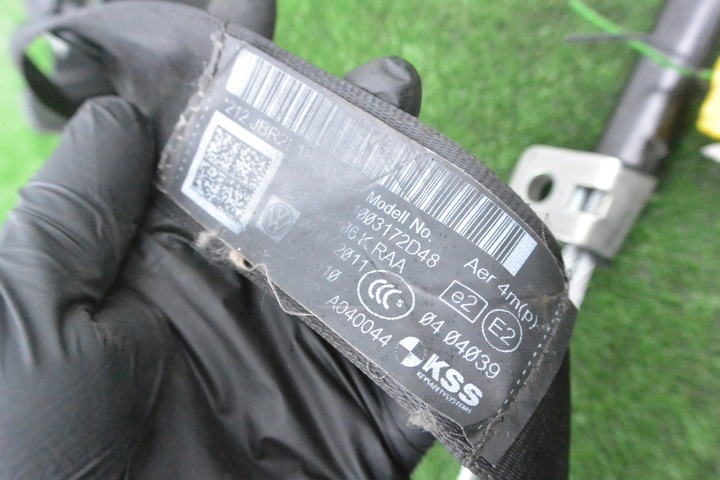 фото №9, Pas безпеки натягувач зад правий лівий vw passat b7