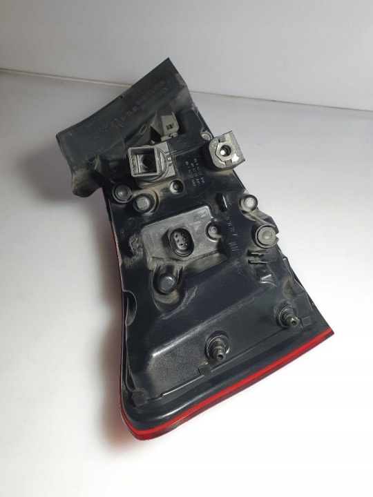 фото №10, Audi a3 s3 8v 3d 2013 комплект лампа задніх праве зад 8v3945096b 8v3945094