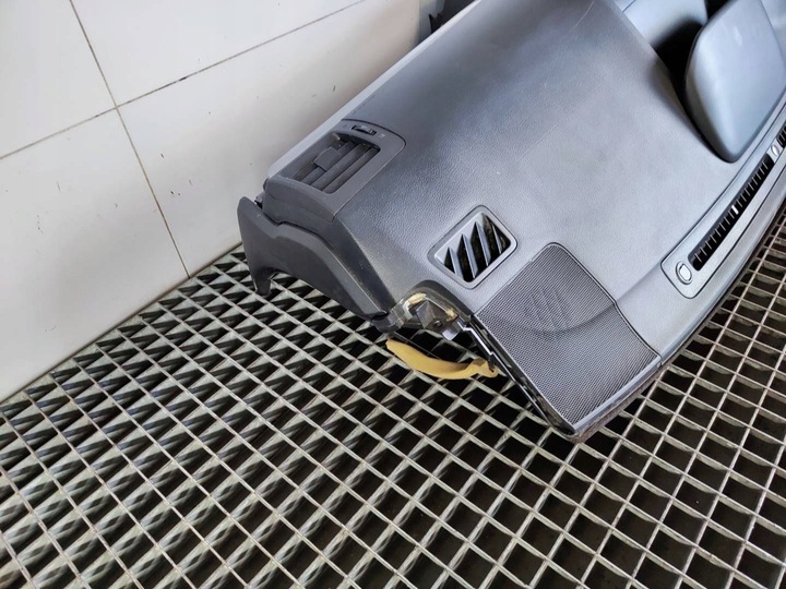 фото №7, Панель раздаточная капот европа subaru forester iv sj