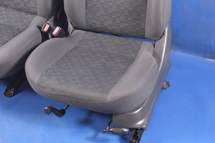 фото №15, Сиденья диван ford focus i mk1 01r универсал комплект