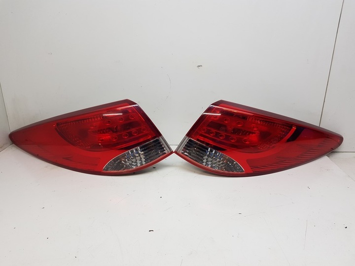 фото №1, Hyundai ix35 лампа праві зад 2009-