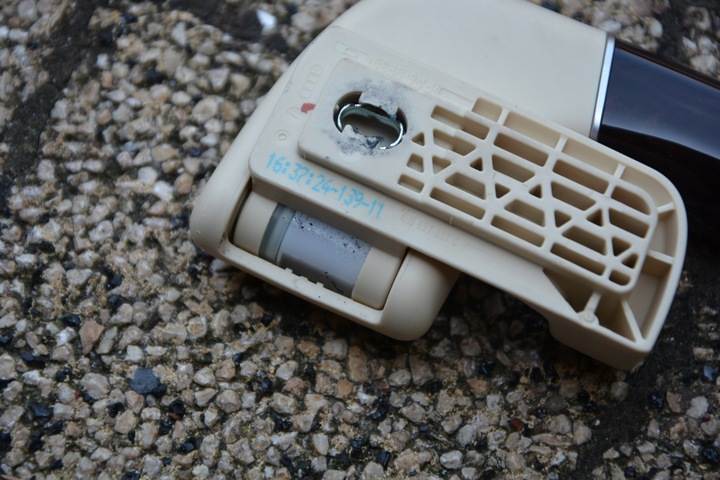 фото №12, Ручка стеля дерево audi a8 d4 4h0857607b 07c