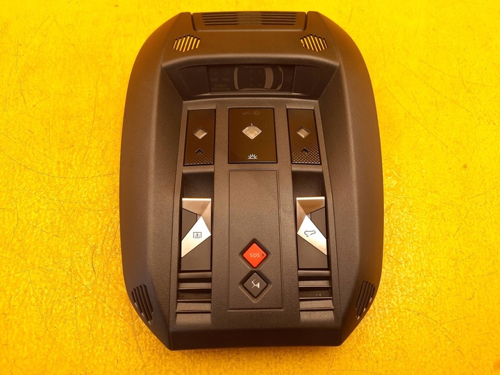 фото №1, Citroen ds9 лампа потолок 9825946880 20r.