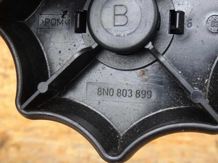 фото №8, Audi tt 8n quattro вкладка запаска колёса домкрат ключ hak ушко комплект