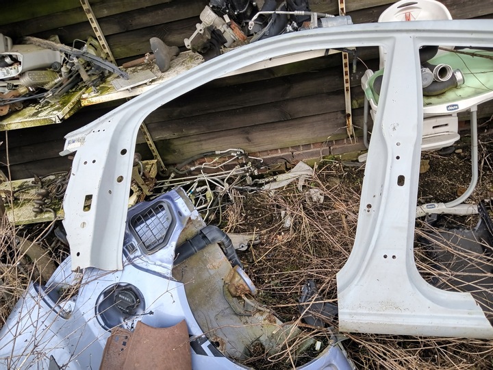 фото №1, Hyundai оригінальний номер 71112c8000 hyundai стійка поріг