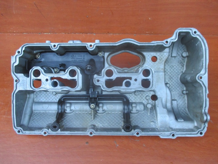 фото №9, Bmw n63n крышка клапанов правая 8648125 8648131 левая 8648129 n63b44b s63b44b