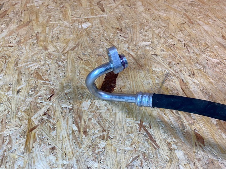 фото №8, Шланг шланг кондиционера vw id3 id4 1ea816743j