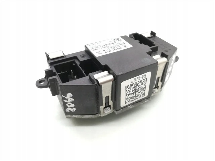 фото №9, Audi a5 реле вентилятор 2.0 tfsi бензин 132kw 180 hp 8k0820521b 2011