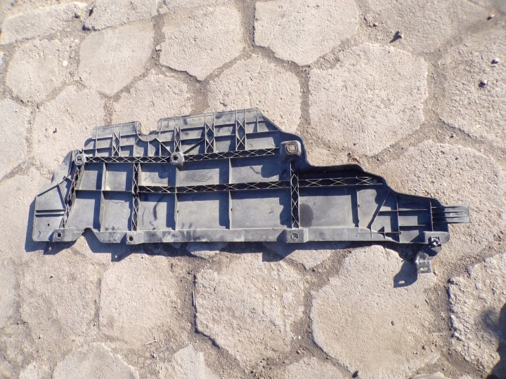 фото №7, Защита шасси левая 748157368r renault clio iv