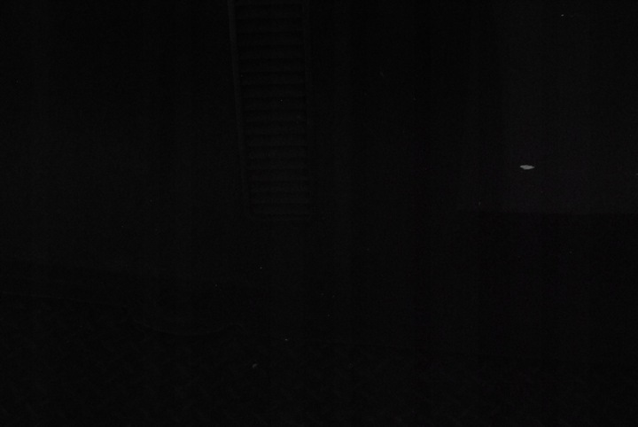 фото №11, Оббивка боковина багажника p audi a8 d3 4e0863880f