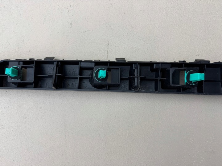 фото №10, Kia sorento iv 4 20r- ползун бампера правый перед переднее 86652-p2000