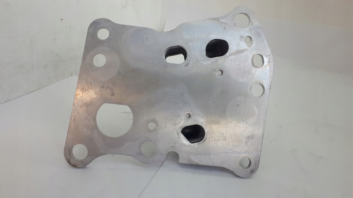 фото №3, Радіаторів масла mercedes c w204 e e212 slk r172