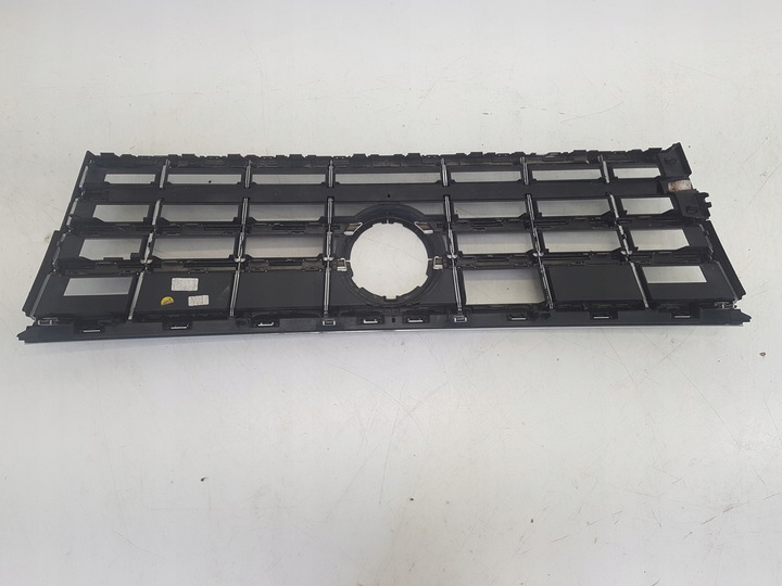 фото №8, Vw touareg iii 760 решётка радиатора решётка оригинал хороший