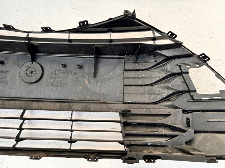 фото №9, Toyota yaris iii решётка нижняя бампера передней 53112-0d820 53102-0d120