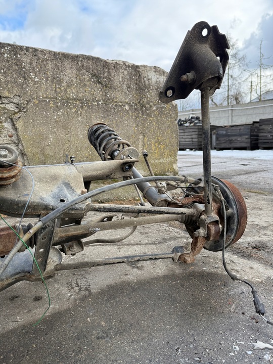 фото №9, Dacia duster i 10- підвішування зад задні комплект 1.5 dci 4x4