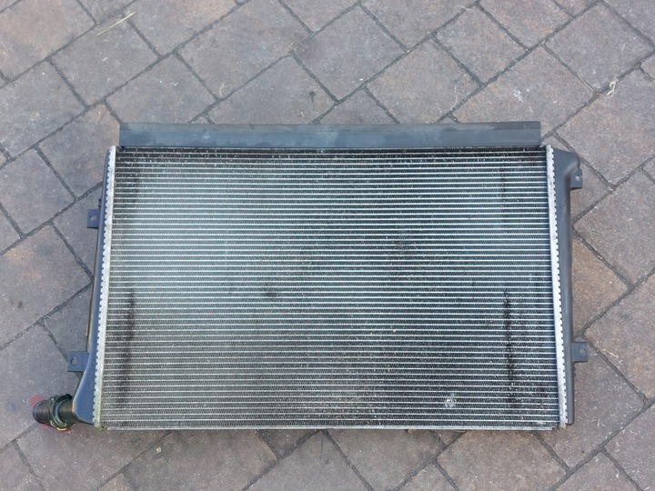 фото №7, Радиаторов воды 1.9 tdi bls 2.0 tdi bmp vw golf seat leon skoda 1k0121251am