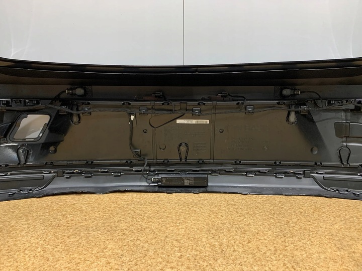 фото №6, Bmw 7 g70 бампер зад задний идеальный цвет 475 eu