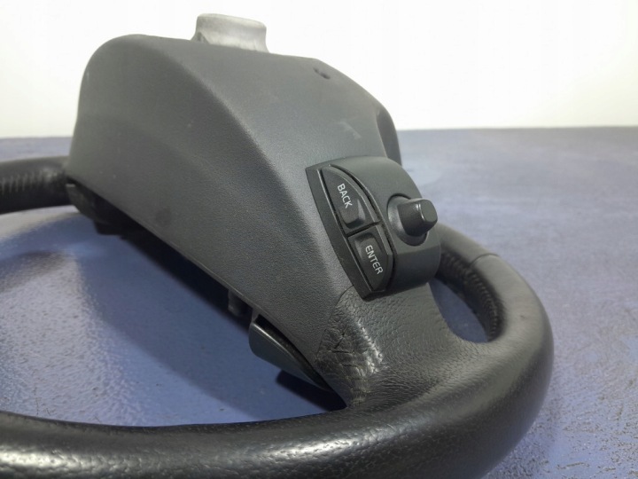 фото №6, Volvo v50 s40 ii руль кожаный многофункциональный 30741654