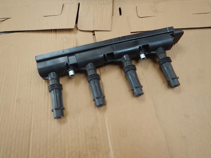 фото №12, Котушка запалювання. opel astra j 1.4 09- котушка запалювання delphi gn10401-12b1