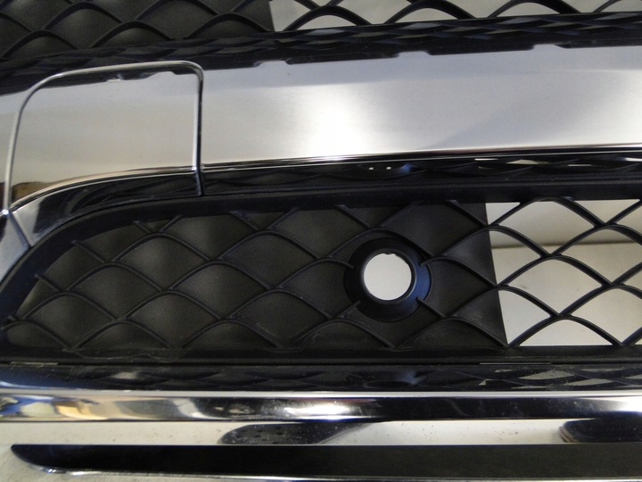 фото №12, Mercedes gls 166 x166 решітка середня нижня нижній спойлер хром