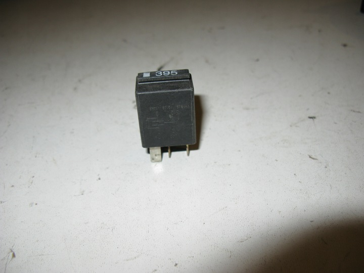 РЕЛЕ 395 AUDI SEAT SKODA VW 8Z0951253