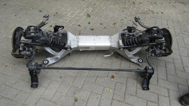 фото №1, Citroen ds7 crossback 1.6 thp вісь балка зад комплектна # #
