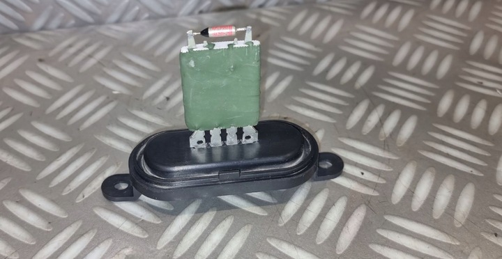 фото №6, Vw transporter t5 multivan caravelle резистор резистор вентилятор pa66gb20gf10