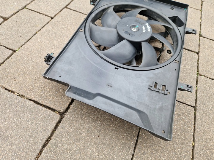 фото №9, Ford fiesta mk7 рестайлинг b-max корпус з вентилятор c1b1-8c607-dc 2008