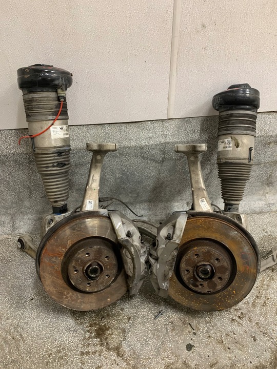 фото №1, Поворотна опора супорт ніжка амортизатор комплект права audi q5 80a