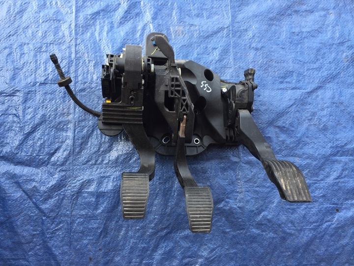 фото №1, Jeep compass 17 18 19 педаль сцепления тормоза газа механическая коробка передач