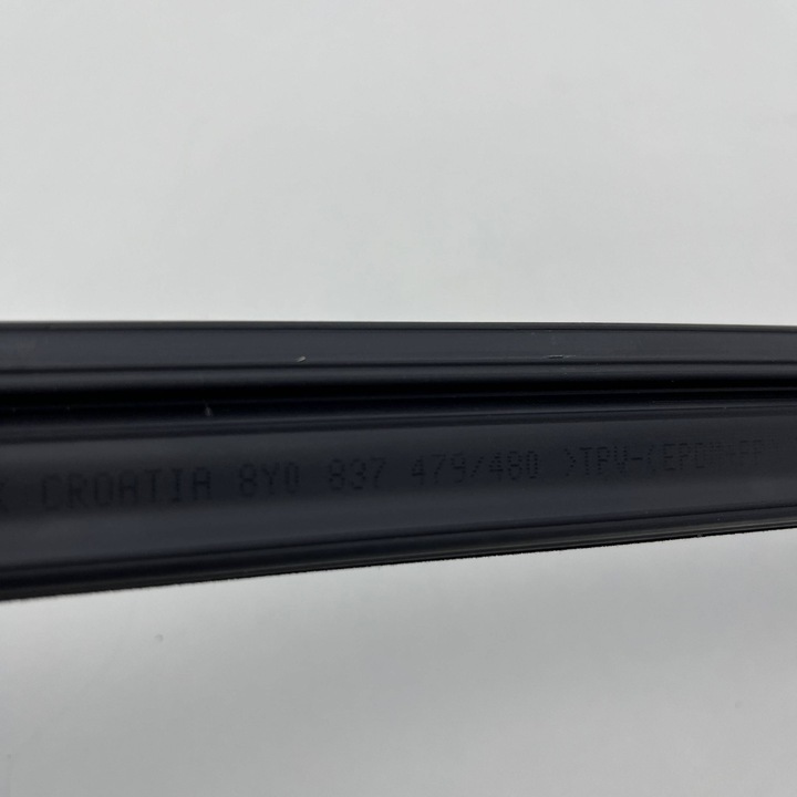 фото №6, Audi a3 8y прокладка двері права перед 8y0837479