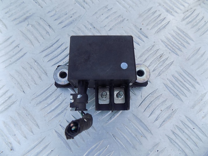 фото №1, Mercedes модуль реле старт сплав