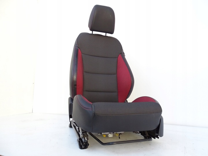 фото №10, Сидіння сидіння диван комплект hyundai i30 ii turbo купе 3d 5d hb підігрів