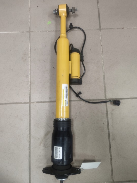 фото №7, Dodge challenger srt задній амортизатор лівий 2015+