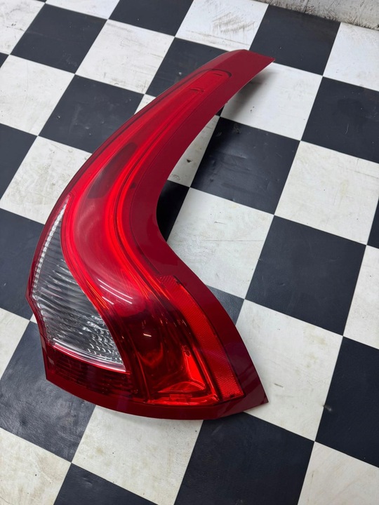 фото №10, Лампа праві зад volvo xc60 i 2013-2017 рестайлінг 31323035