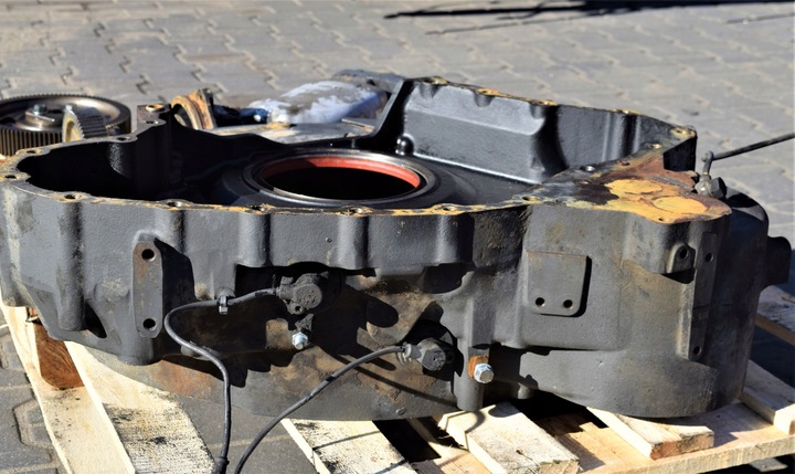фото №3, Корпус розподільний вал+ насос pto daf 106