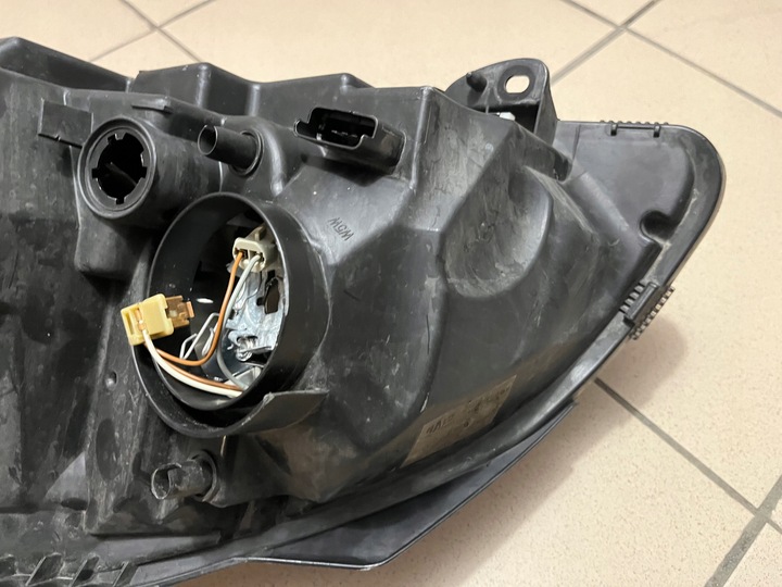 фото №13, Renault clio ii 2 рестайлинг лампа передняя перед правая