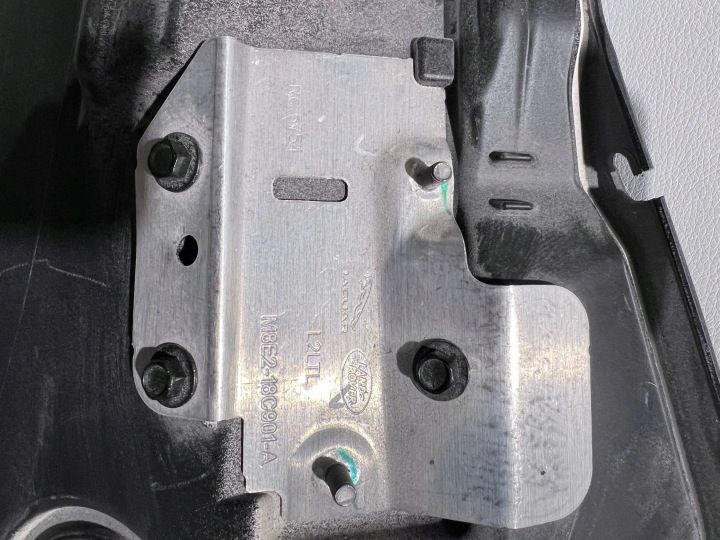 фото №15, Кришка зад задня багажника range rover v 5 l460 22-