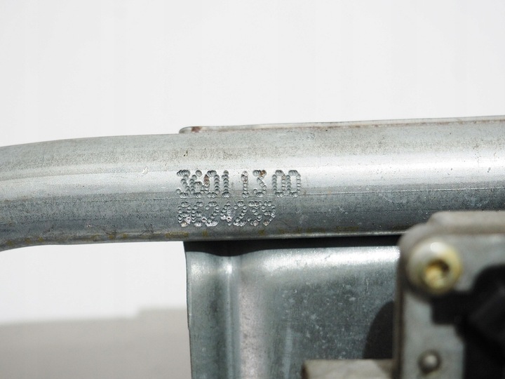 фото №13, Volvo v70 s60 механизм дворник 404606 перед