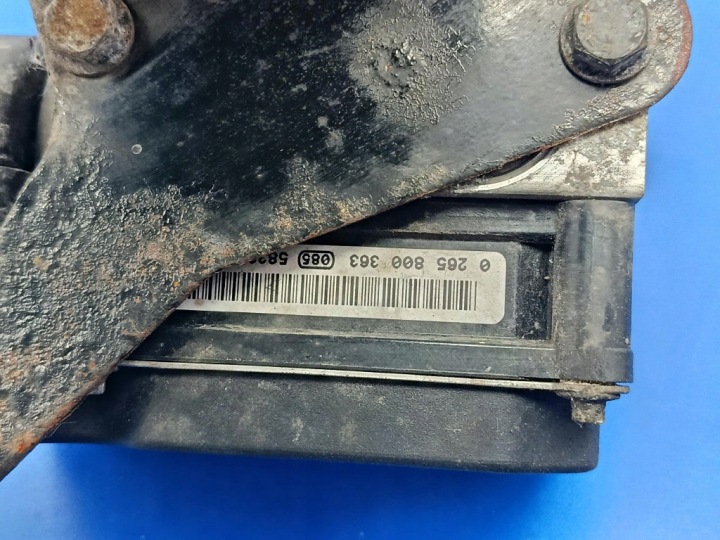фото №7, Seat cordoba iii 6l 1.4 16v блок керування abs 6q0907379aa bosch 0265800363